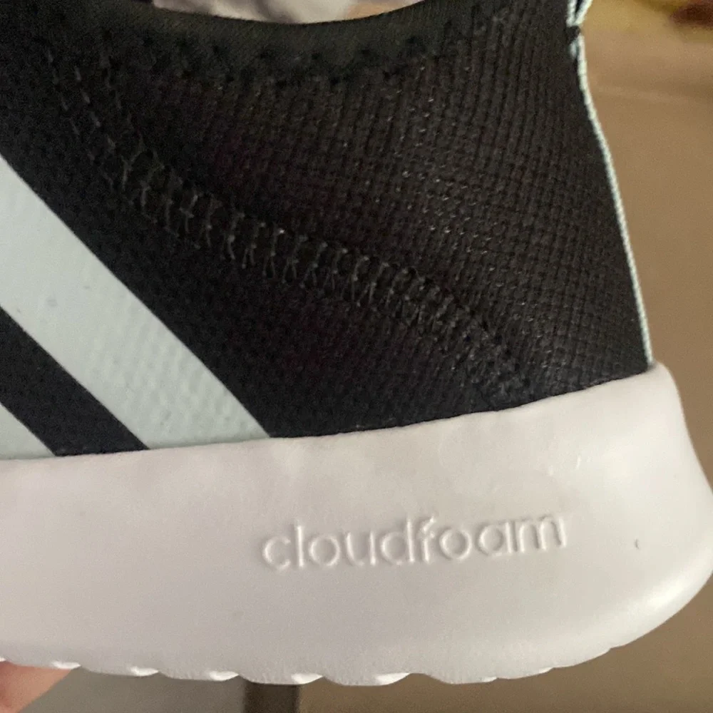 Adidas Cloudfoam Pure 2.0